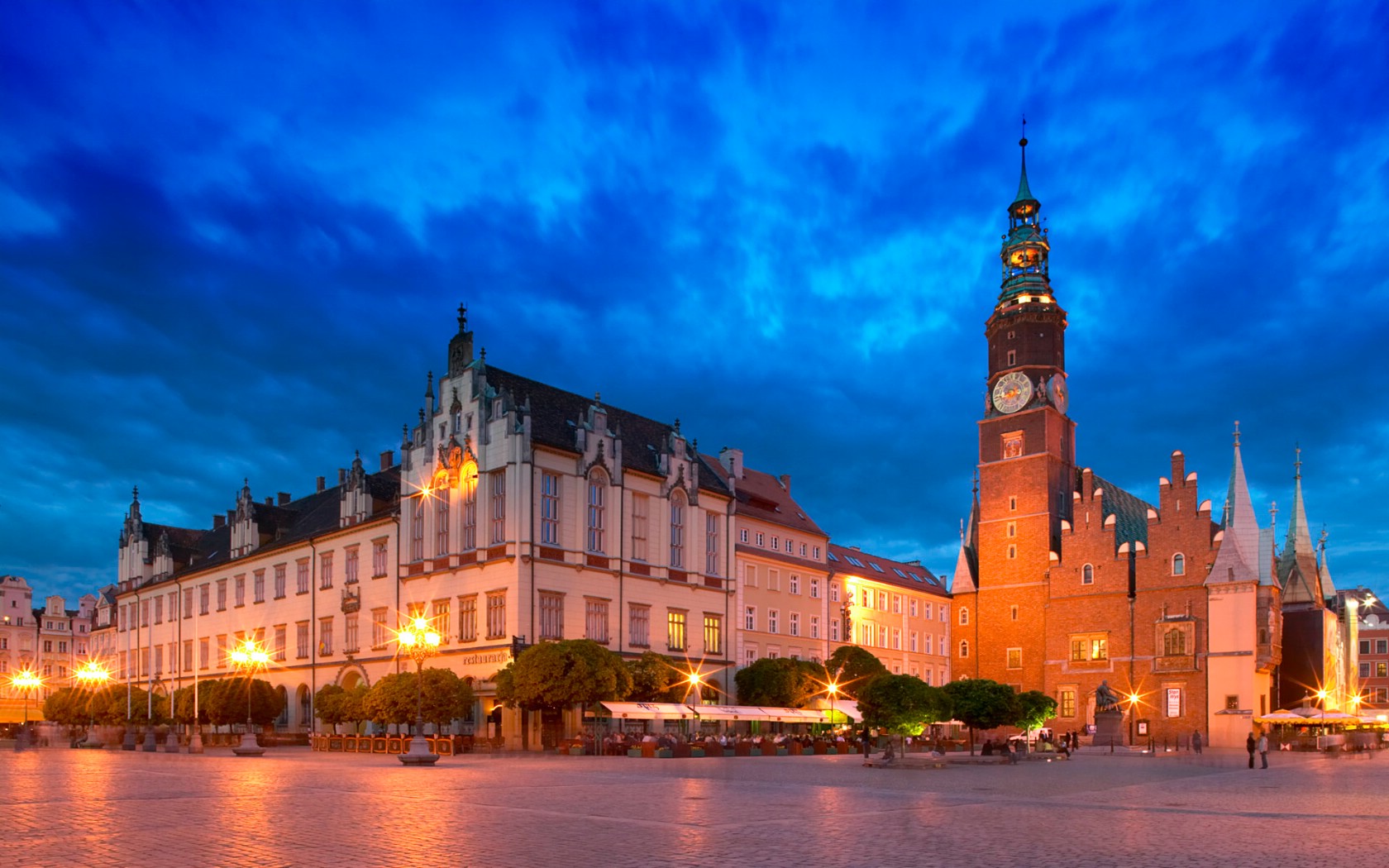 波兰gdp_波兰球(3)