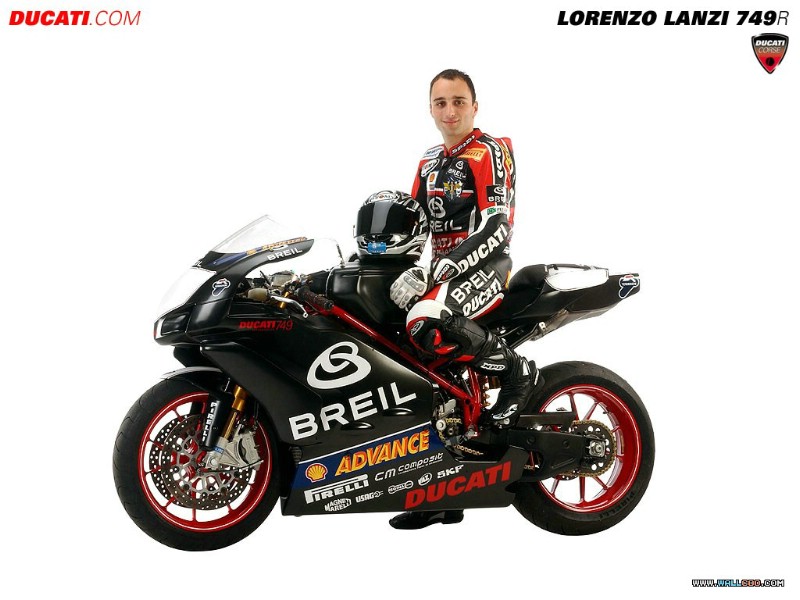 大赛车摩托车600牌子好不好 大赛摩托车跑车哪