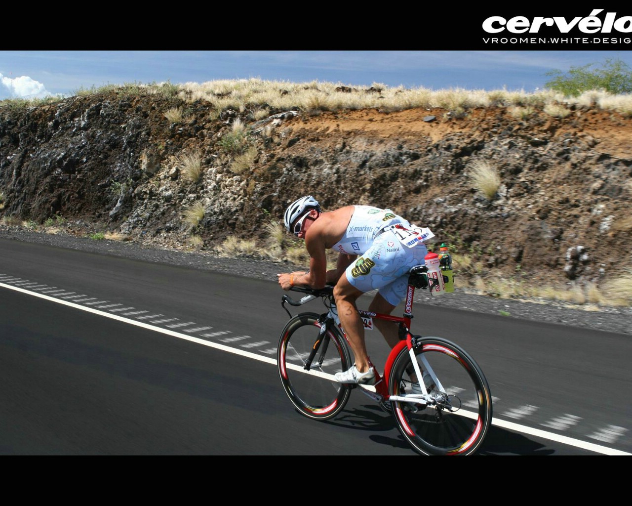 壁纸1280×10242008环法自行车赛丹麦CSC车